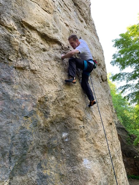 Setting up for the crux sequence.