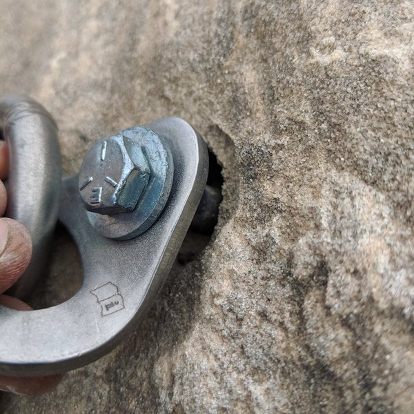 Bolt on last rap anchor (4th pitch). Previous anchors have spinners.
