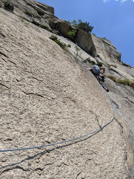 Ronda just past the difficulties of the 3rd pitch of Pesce D'Aprile.