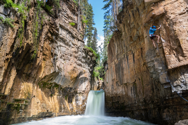 Rock Climbing in Cascade Canyon, Durango