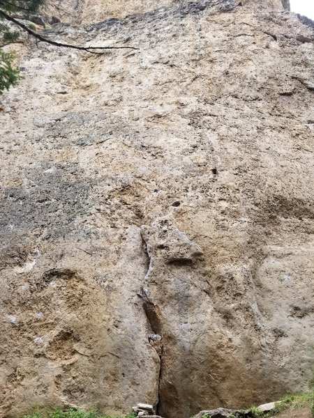 Route starts up on left side of flake
