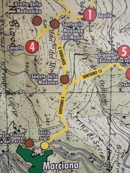 Photo showing the approach from the Fortezza Pisana to the main outcrop "l'aquila' 1