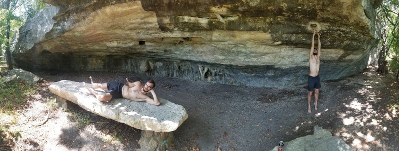 A nice cave but pretty smooth overall. Good surfaces for picnicking.