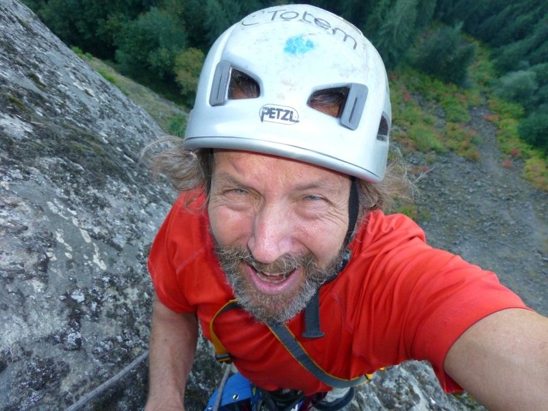 Soloing: at the P2 or P3 belay, can't tell which.