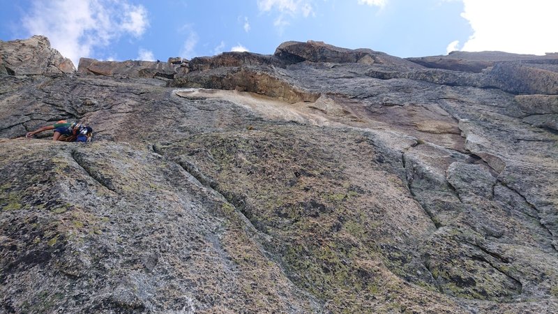 Trying the left hand way up P3... note obvious rock scar.