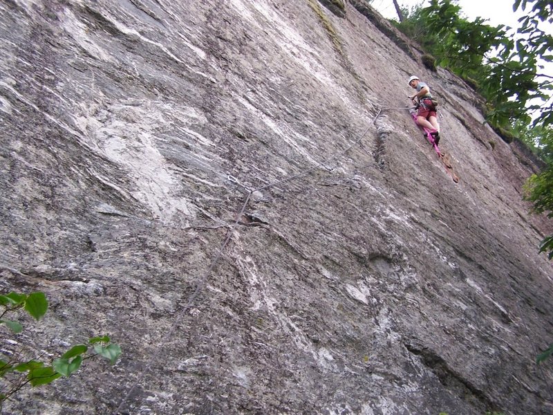 Hand-drilling from a hook on the FA 2005.