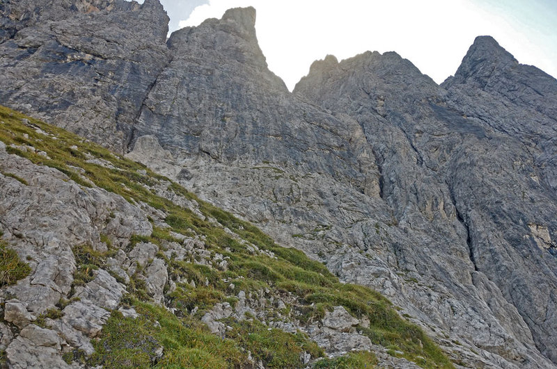 VF Laserz Klettersteig goes up this west wall of the Kleine Laserzwand