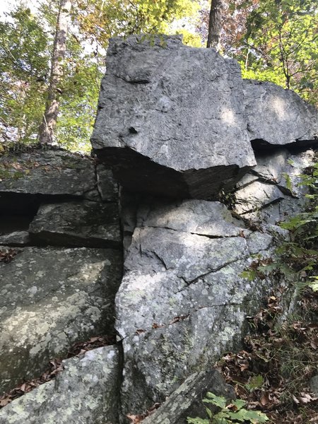 Overhanging Block