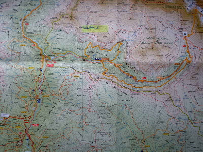 Torla and Ordessa Nat. Park (This map is freely given away at Hotels and Information Booths, implying no copyright infringement)