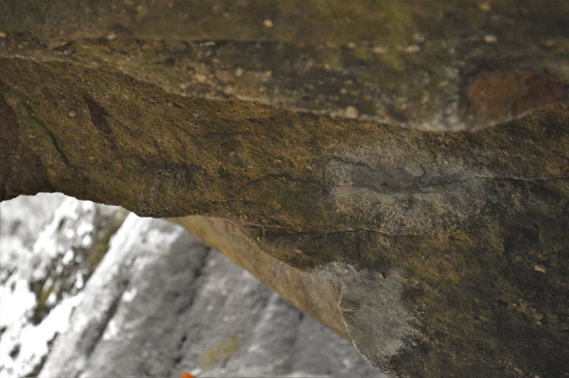 Crimp and pinch below the sloper lip