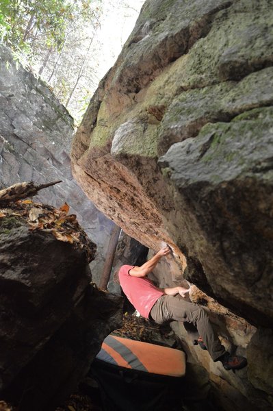 Colton Linville moving past the first undercling after the start to "Magnum"