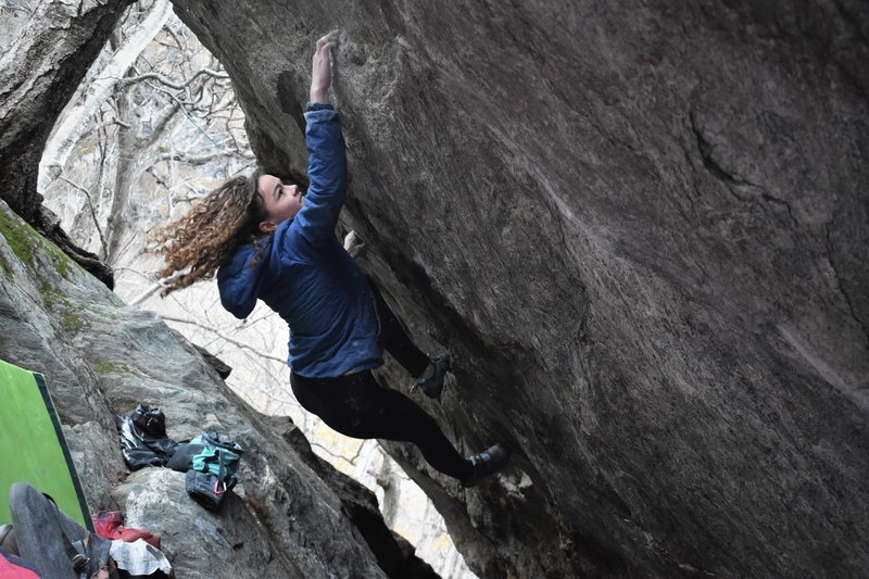 Chloe sticking the right hand hold!