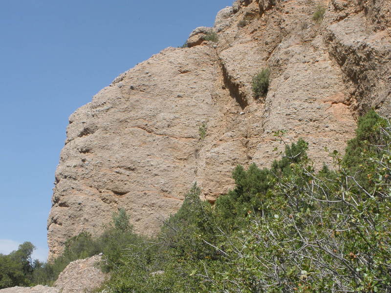Photo 7 - another wall and Arete !
