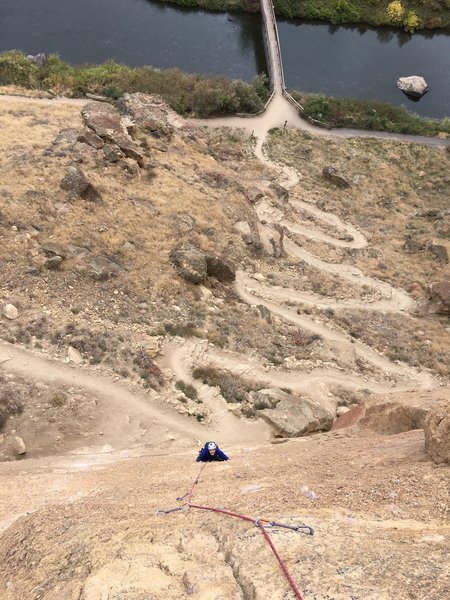 Téa enjoying some fun knob pulling lower on the route!