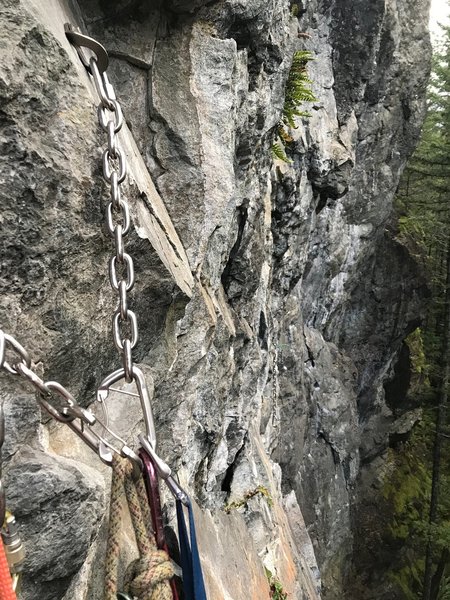 New anchor, the new chains for devil's advocate can be seen to the right