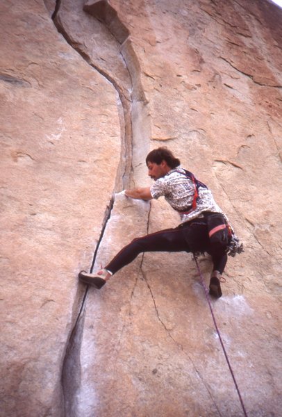 Caunt on OKelly's Crack, (yah he does crack climbs once in a while)