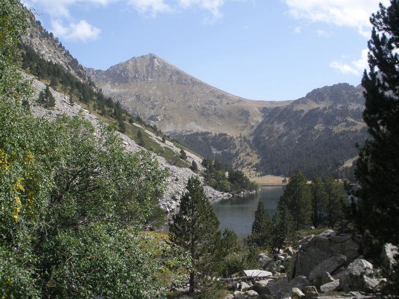 Photo 06 - Pic Portarro (2734m) and Estany Llong