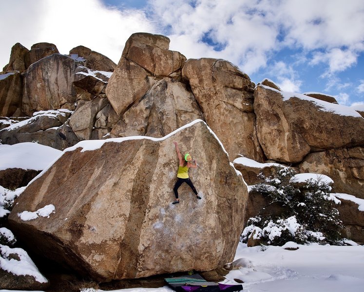 Liz redpointing JBMFP in the snow