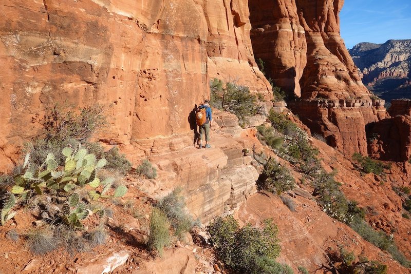 Exposed ledge traverse to base of Trundler's Buttress.