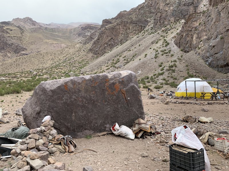 North Face of the Pampa de Lenas Boulder