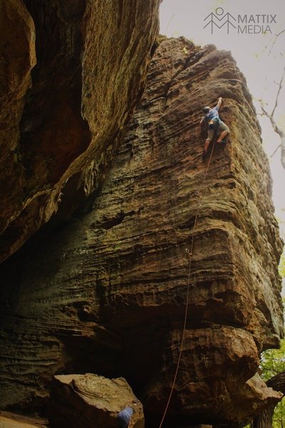 Awesome extended lead for beginners! Crux around the 4th bolt, but very well protected.