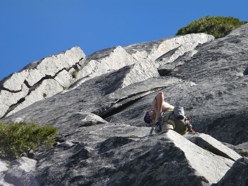 John Medosch leading up to the Predihedral on Pitch 2