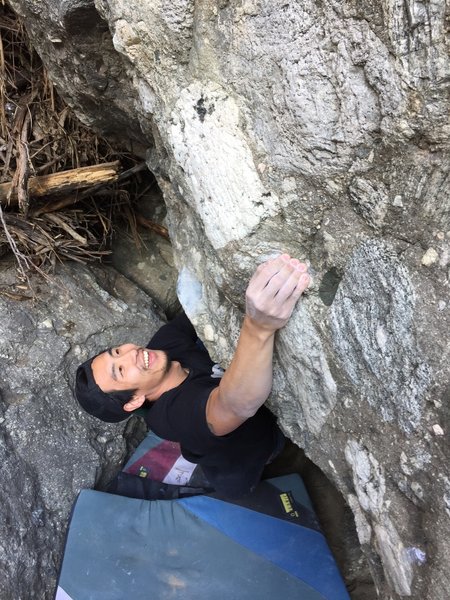 Joe chun, dellusionally exctatic to hit the crimp in the challenging start moves on "The Monument"
