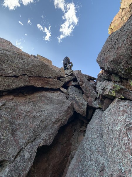 Start of the scramble down from P6 to the chockstone rappel. This is after traversing the entire arete.