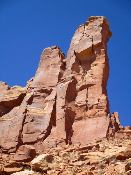 Looking up the route. Climbers on Pitch 3.