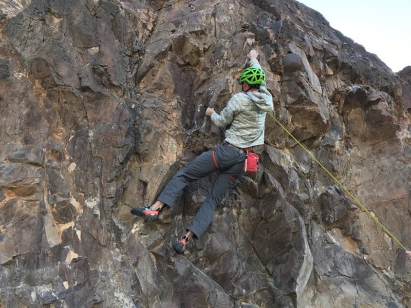 Me leading "Falling Stars" (11d) @ Lookout Mountain, Phoenix, AZ