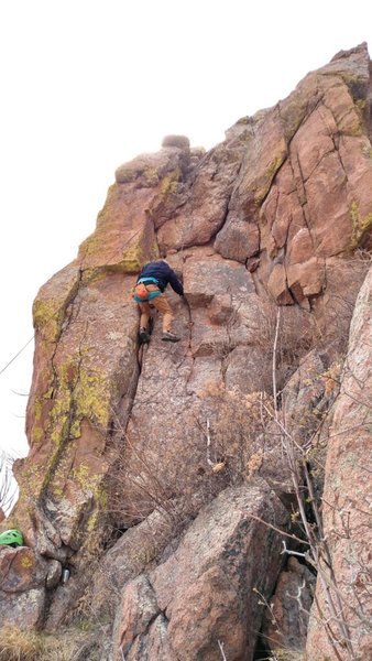 Cruising up some parallel hands on the way to the top of Mowgli.