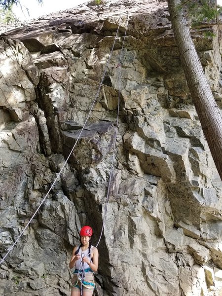 Subliminal (10b) follows the rope line.