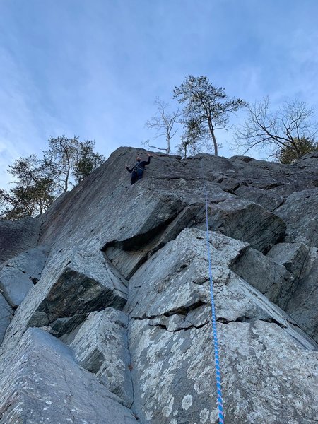 Photo-Op Arete is well named. Take a little break at the ledge before the crux to the top.