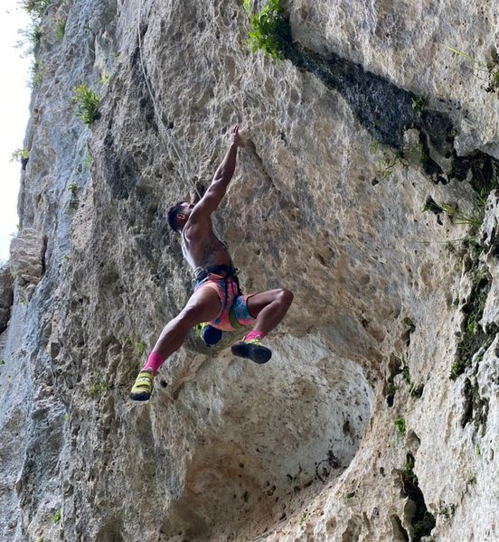 Jose cutting loose at the crux of Flash Pump.