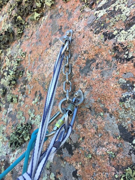 Rappel anchor located between the P2 and P3 anchors