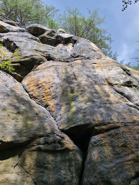 Rock Climb Broken Finger, Northeast Ridges and Valleys