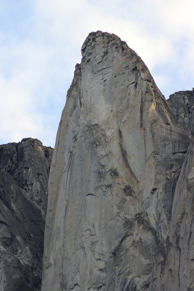upper section of Ark North face.       Note the crack going up and to the left.... Don't think anyone has climbed it as of 2020