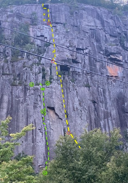 Yellow = Fastest Gun (P1 not visible; red circles are belays from the route description)
<br>
Green = Bloody Mary (I suggest ending P2 where this topo ends with a gear anchor)