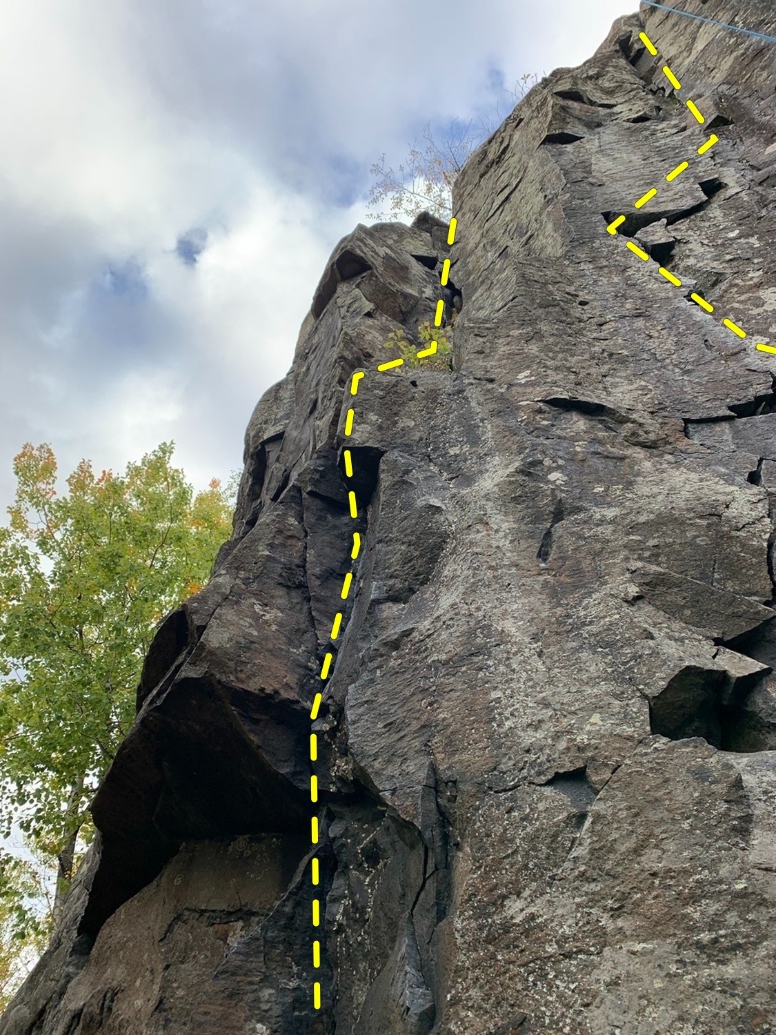Higher up on the bulge (left). Top part of the flake (right)