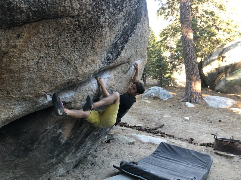 Joel Rocha on The Tulip (V10), Black Mountain<br>
<br>
Photo by James March