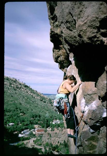 Dianne Connely on P3 crux of Outer Space. Photo by Tony Bubb