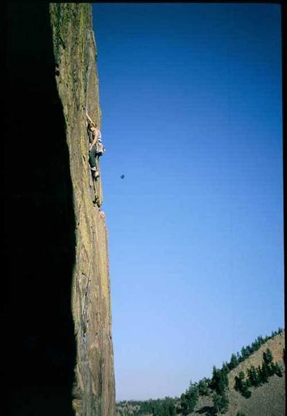 Joseffa Meir on the crux of the second pitch of Rosy C. (lead as one pitch) Photo by Tony Bubb