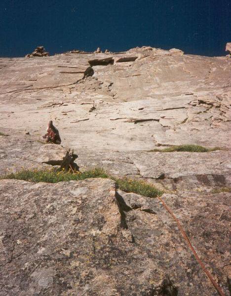 Tony Bubb leading an early pitch on Sykes Sickle of the Spearhead (RMNP).<br>
<br>
Photo by J. Meir.