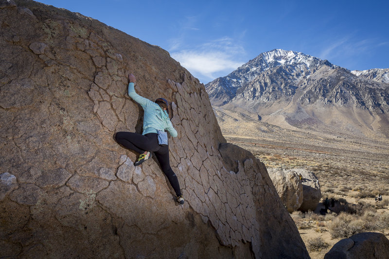 Kendra warming up on the unknown v0.
<br>
www.danafelthauser.com