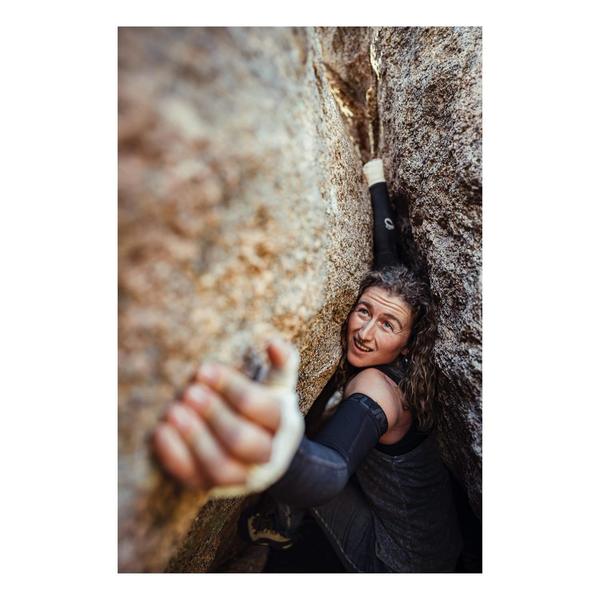 Fists and crimps, this boulder problem has it all!
