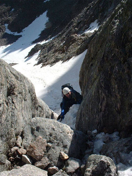 The opening moves of Dream Weaver when the couloir gets narrow.