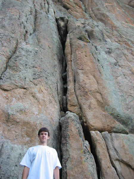 Me looking sexy (thought this might be useful for those looking for the start of this climb. Go up, in, and out to the right.).