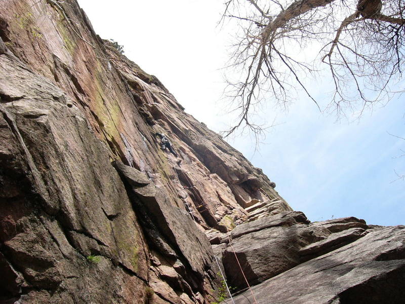 Moving left after the crux. The initial Metamomorphosis dihedral is diagonally up and left.