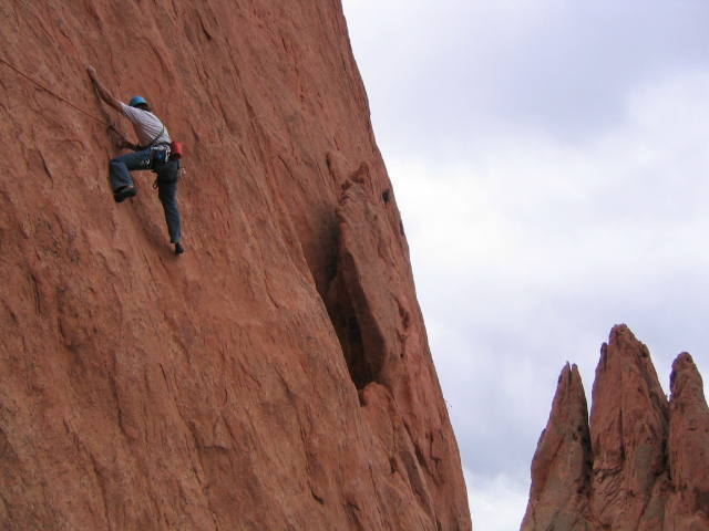 Working his way across the Lower Finger Traverse.