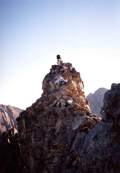 Climbing one of the many small towers along the <br>
ridge.